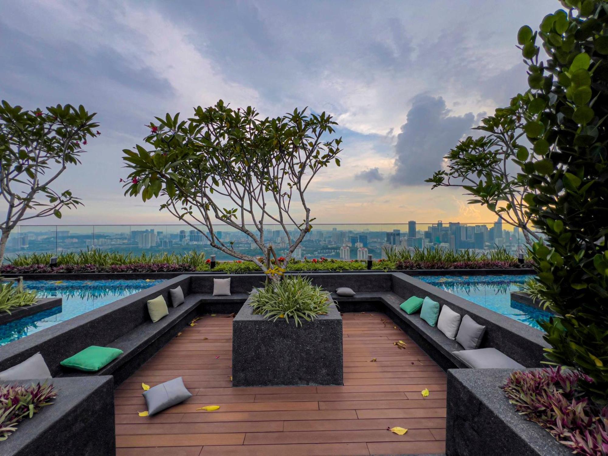 Sky Pool Suites Kl Sentral - Riveria City Kuala Lumpur Dış mekan fotoğraf