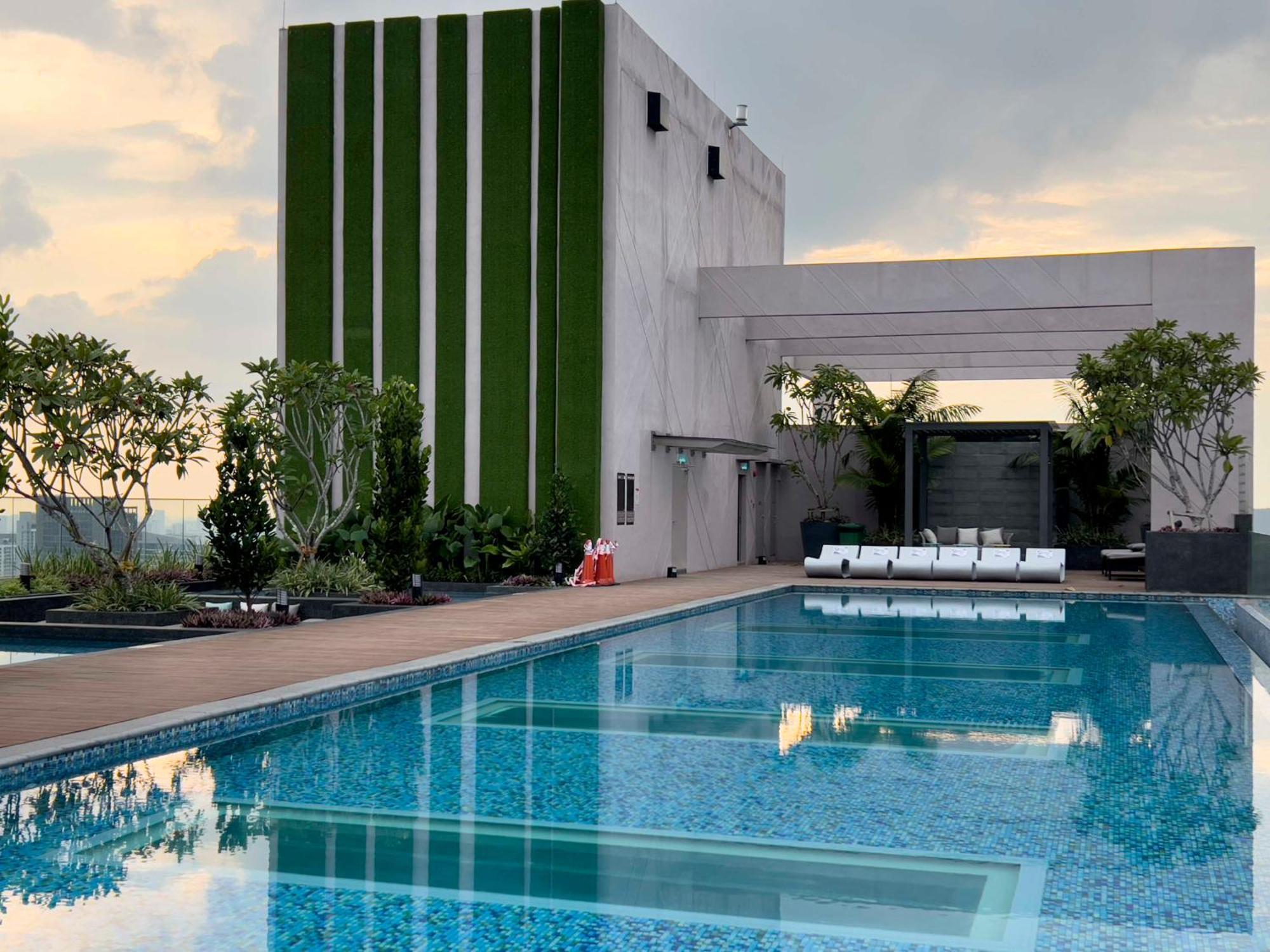 Sky Pool Suites Kl Sentral - Riveria City Kuala Lumpur Dış mekan fotoğraf