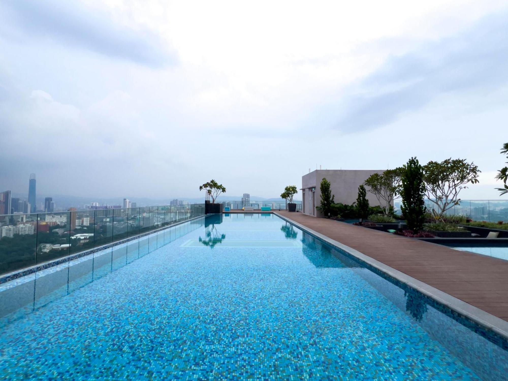 Sky Pool Suites Kl Sentral - Riveria City Kuala Lumpur Dış mekan fotoğraf