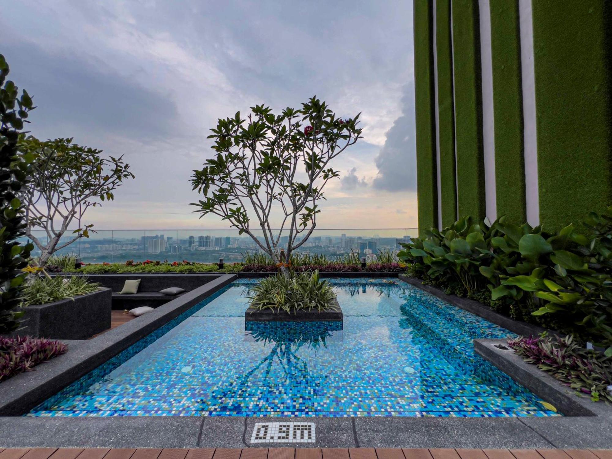 Sky Pool Suites Kl Sentral - Riveria City Kuala Lumpur Dış mekan fotoğraf