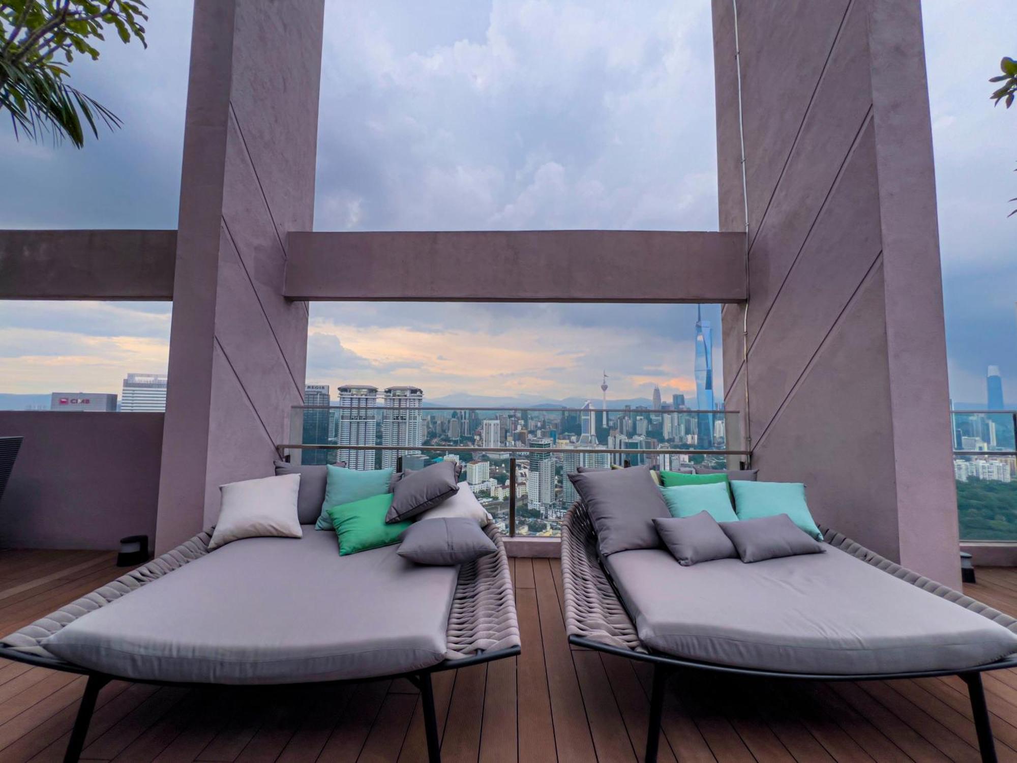 Sky Pool Suites Kl Sentral - Riveria City Kuala Lumpur Dış mekan fotoğraf