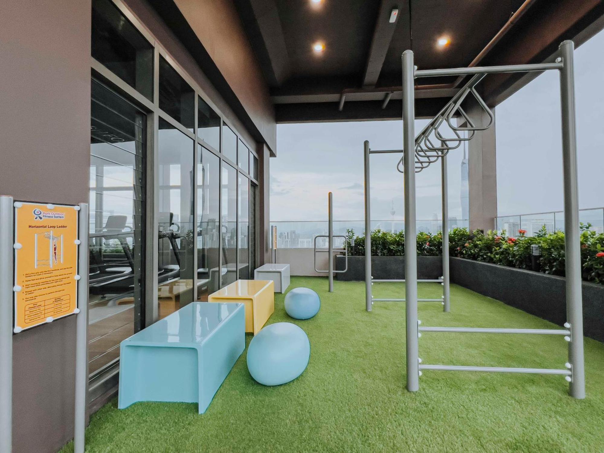 Sky Pool Suites Kl Sentral - Riveria City Kuala Lumpur Dış mekan fotoğraf